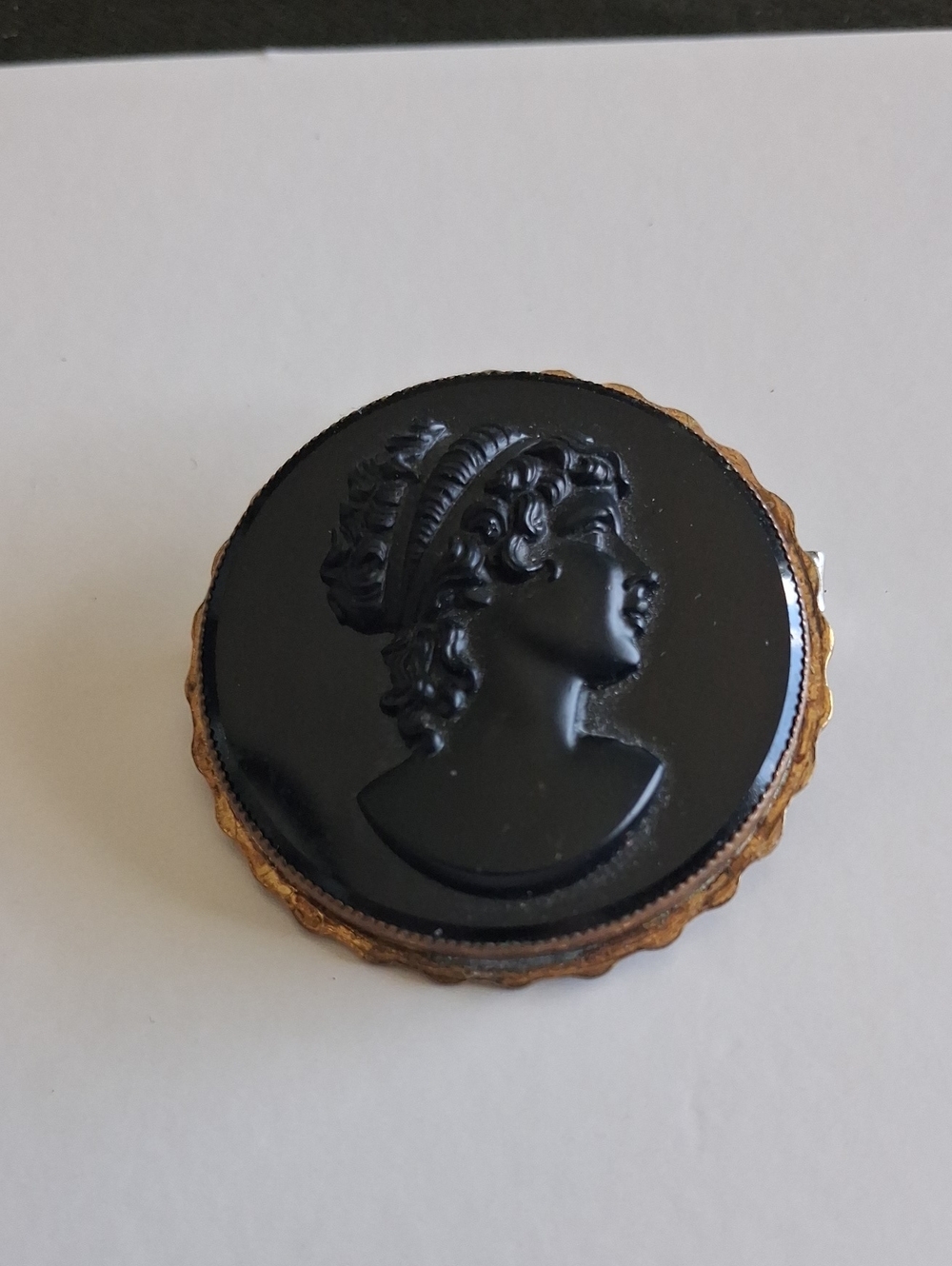 Vintage Black Cameo Brooch